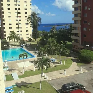  Apartment Beach-side At Turtle Towers